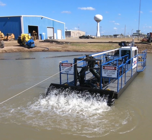 A VMI horizontal dredge at the VMI testing and training facility.